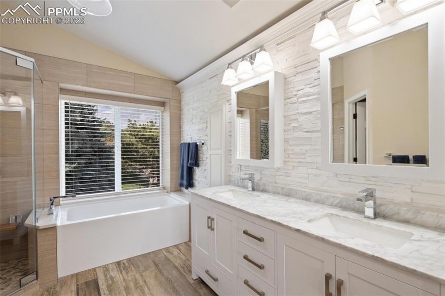 Family house on sale-19