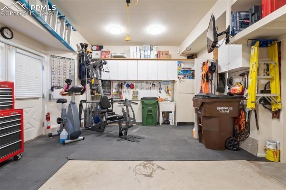 Family house on sale-9